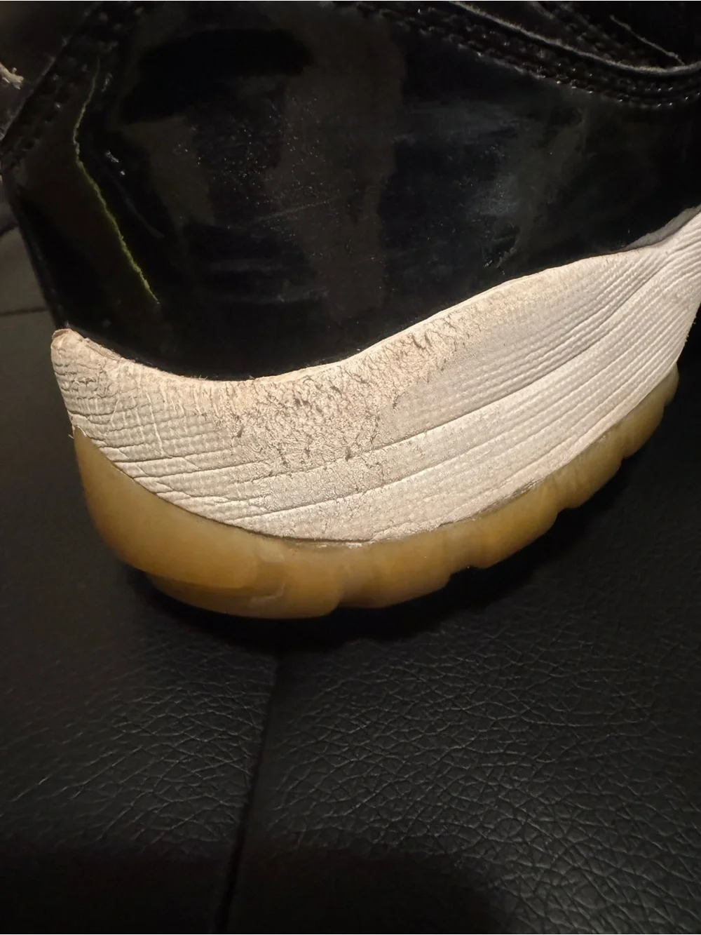 Jordan 11 Low Baron